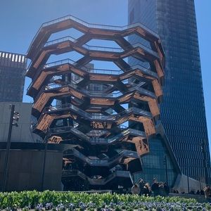 Meet your Posher, Lori